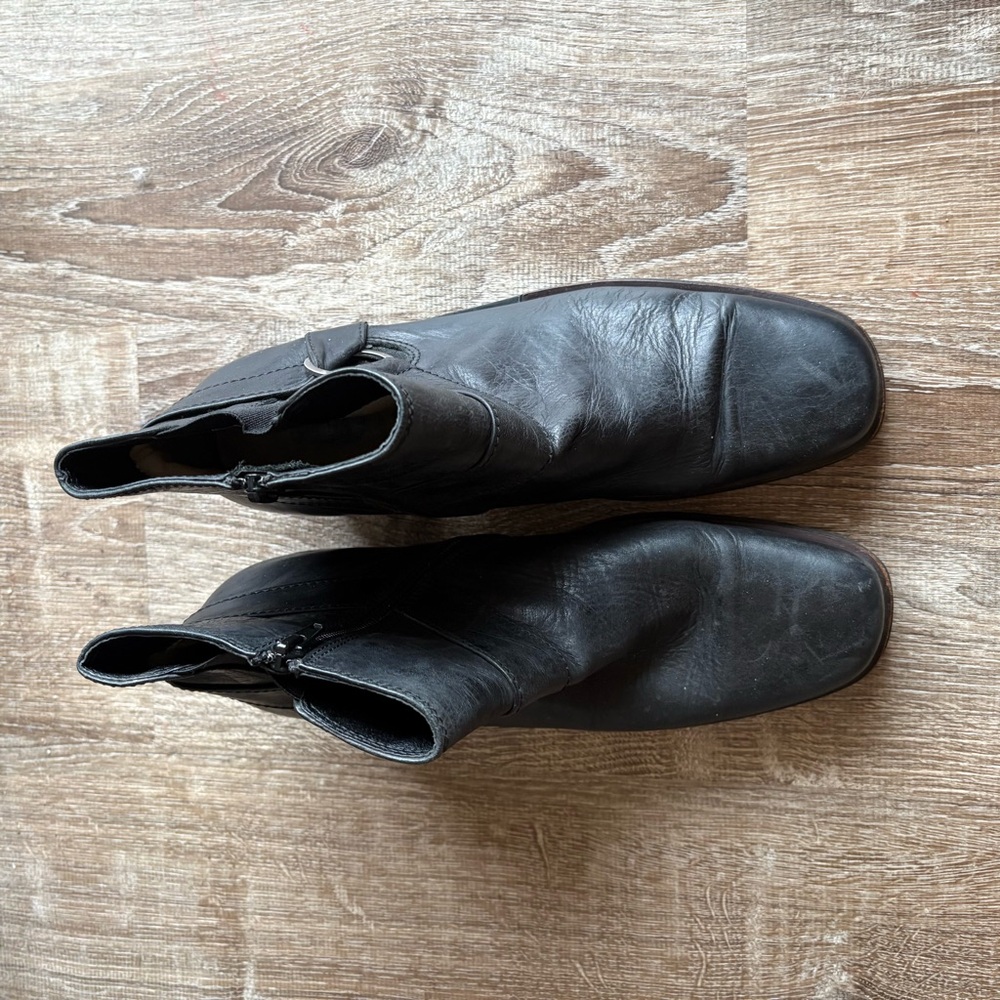Wolky Women’s Black Leather Ankle Boots